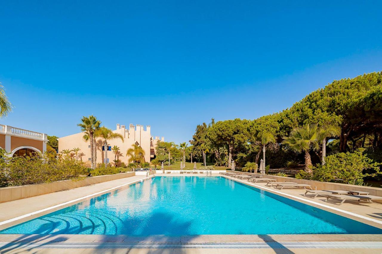 Al - Apartamentos Vila Sol F5 Bloco 3 Картейра Экстерьер фото